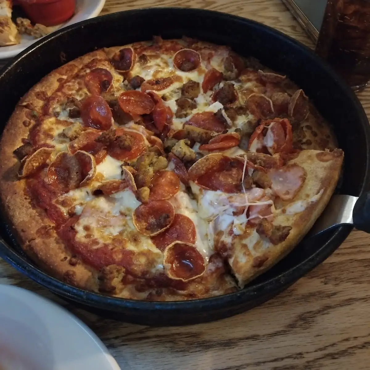 Pan Pizza