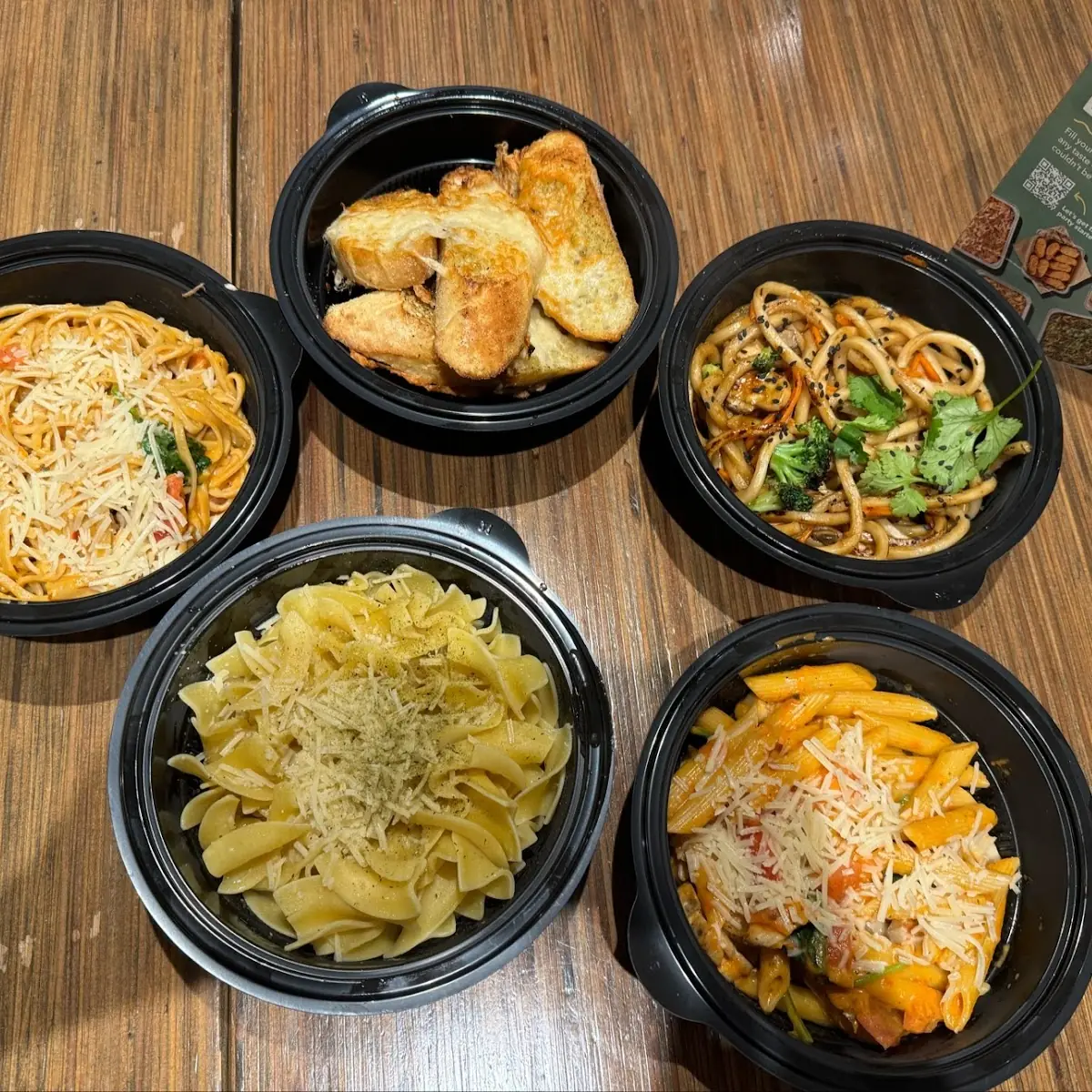 Garlic Bread Buttered Noodles