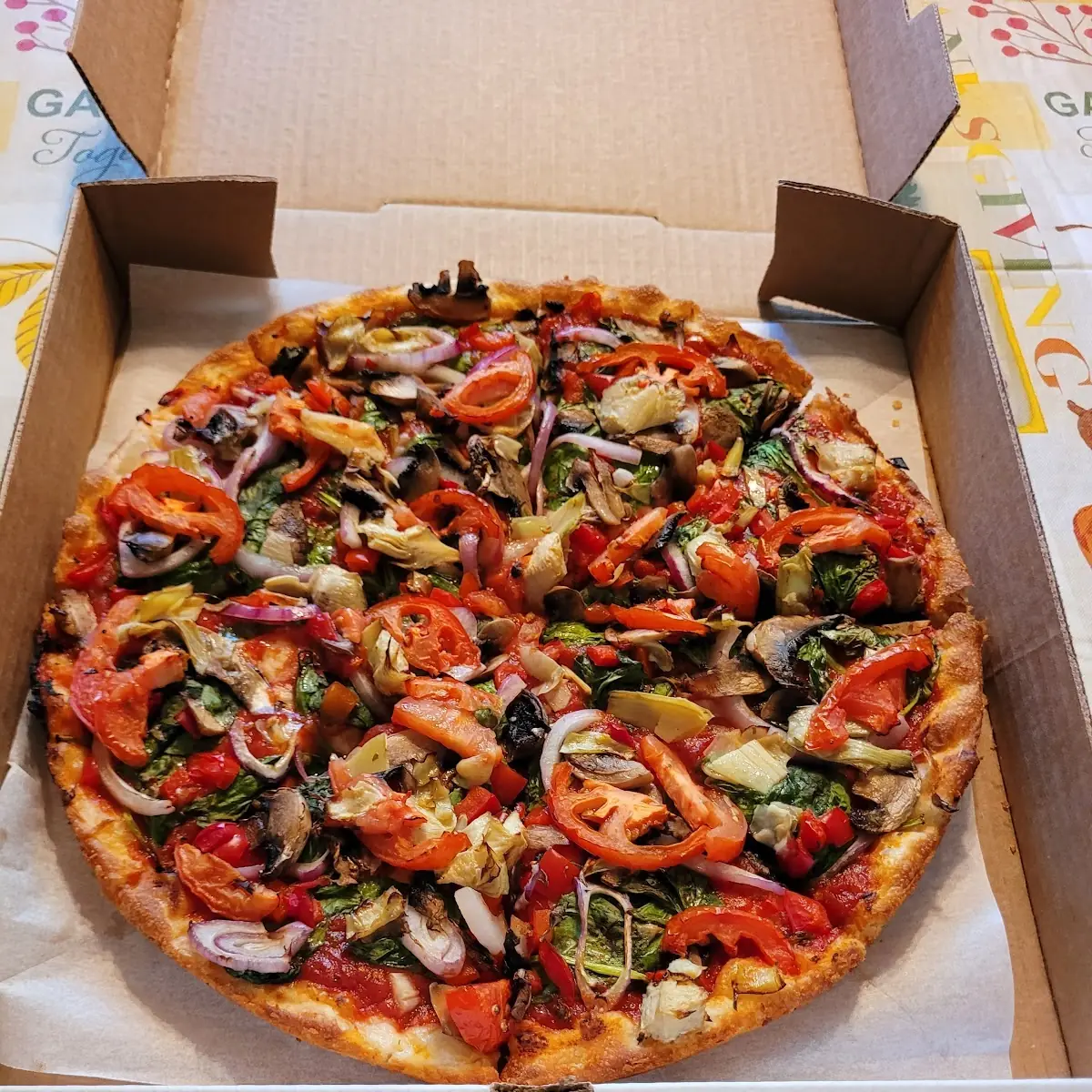 Saucy Vegan Pizza Medium