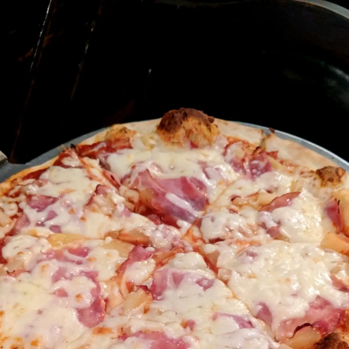 Hawaiian Pizza