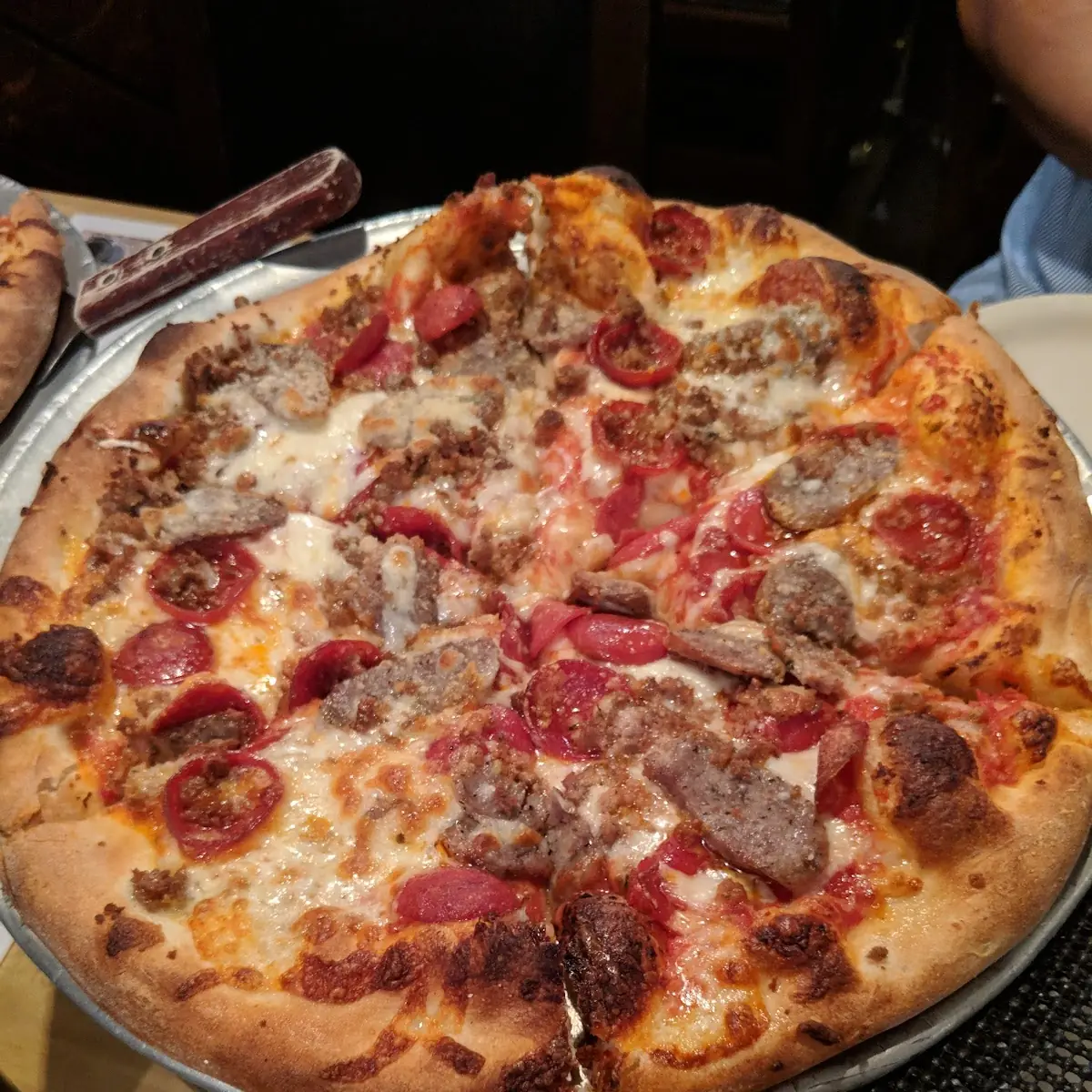 Lotza Meat Pizza