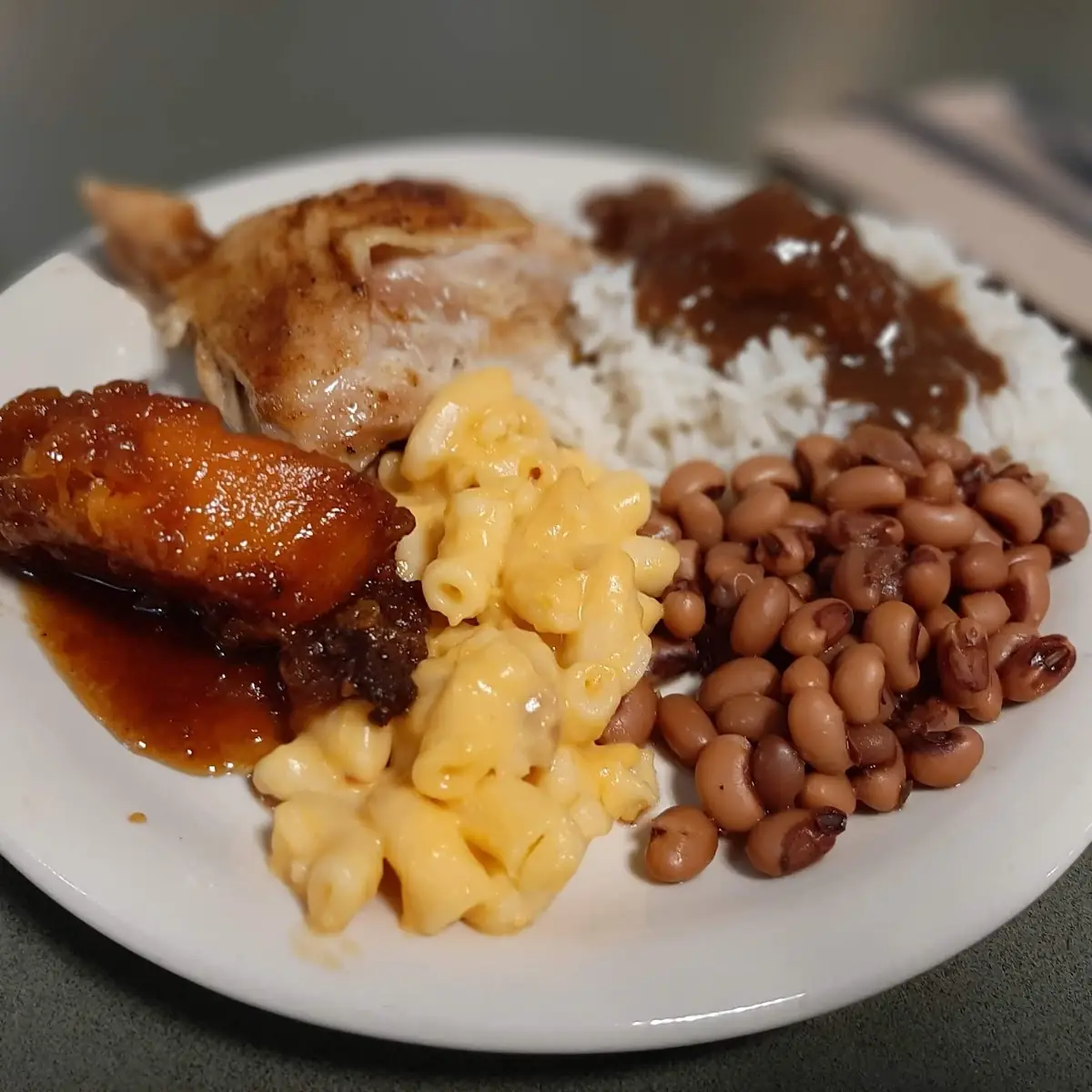 Lunch Buffet Plate