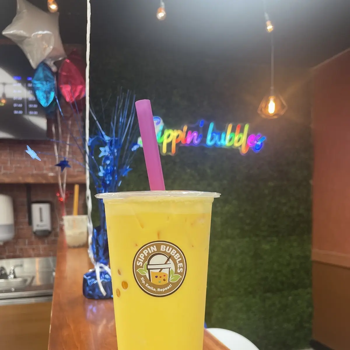 Pineapple Splash Fruit Tea