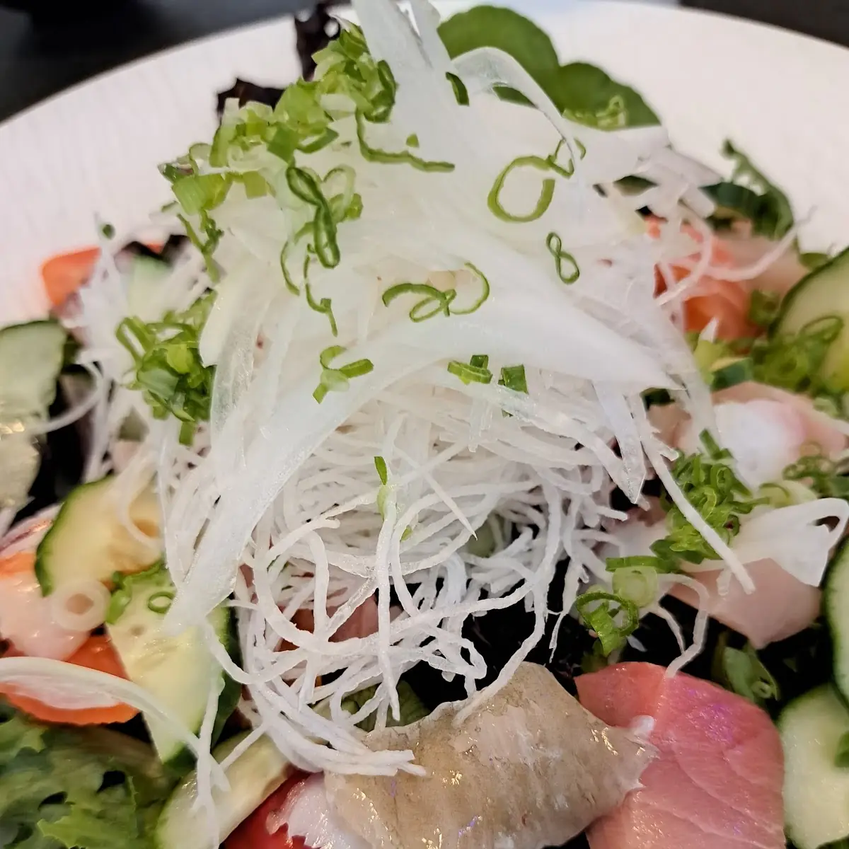 Sashimi Salad