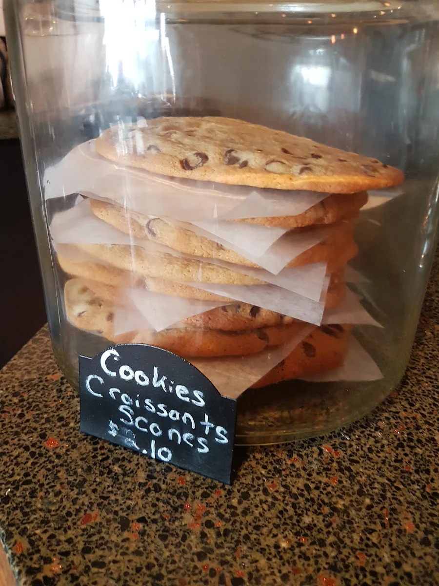 Chocolate chip cookie