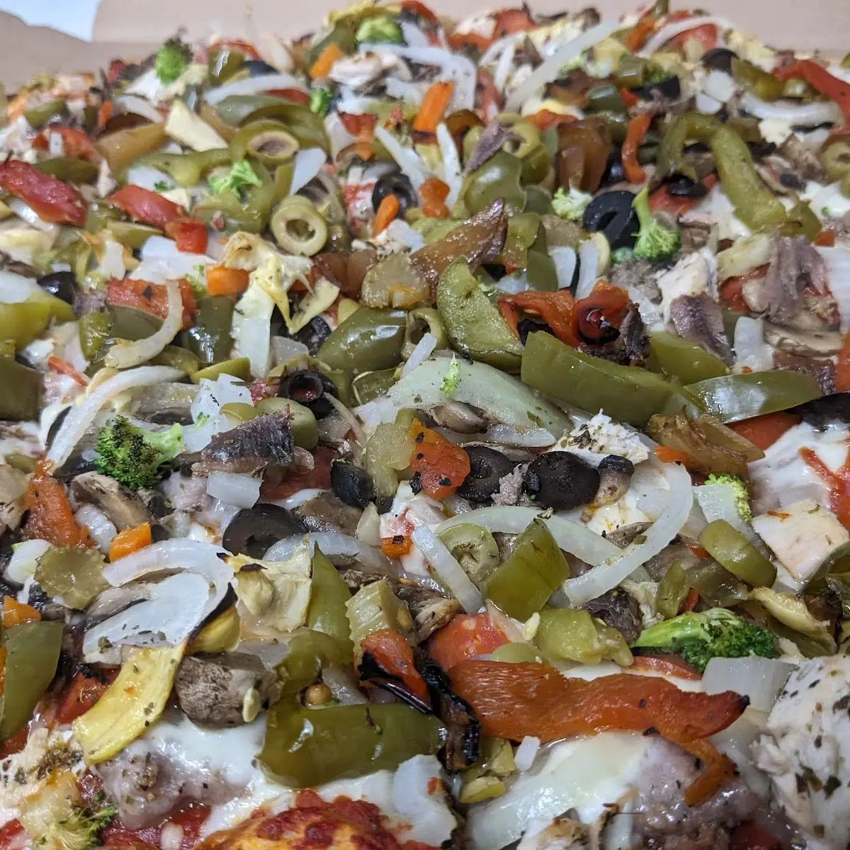 White with Spinach & Chicken Pizza (16")