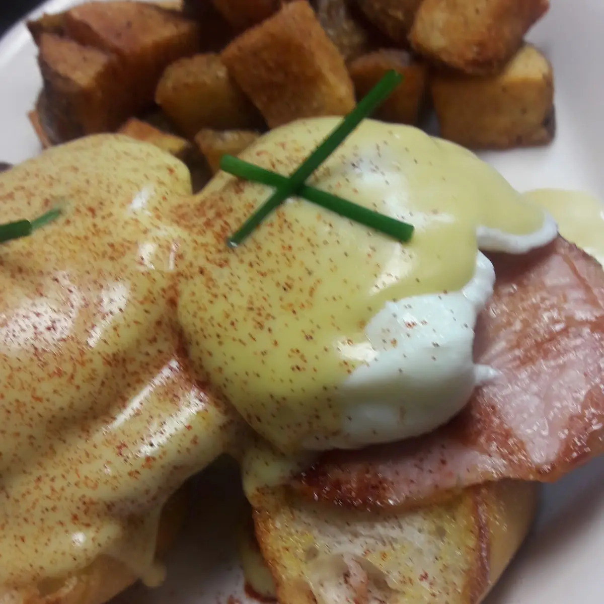 Eggs Benedict