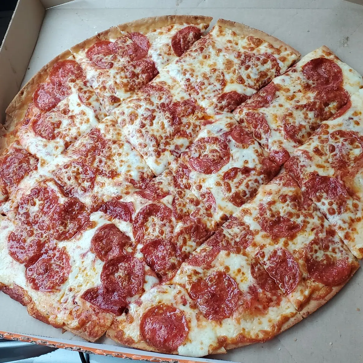 Thin Crust Pizza Crispy