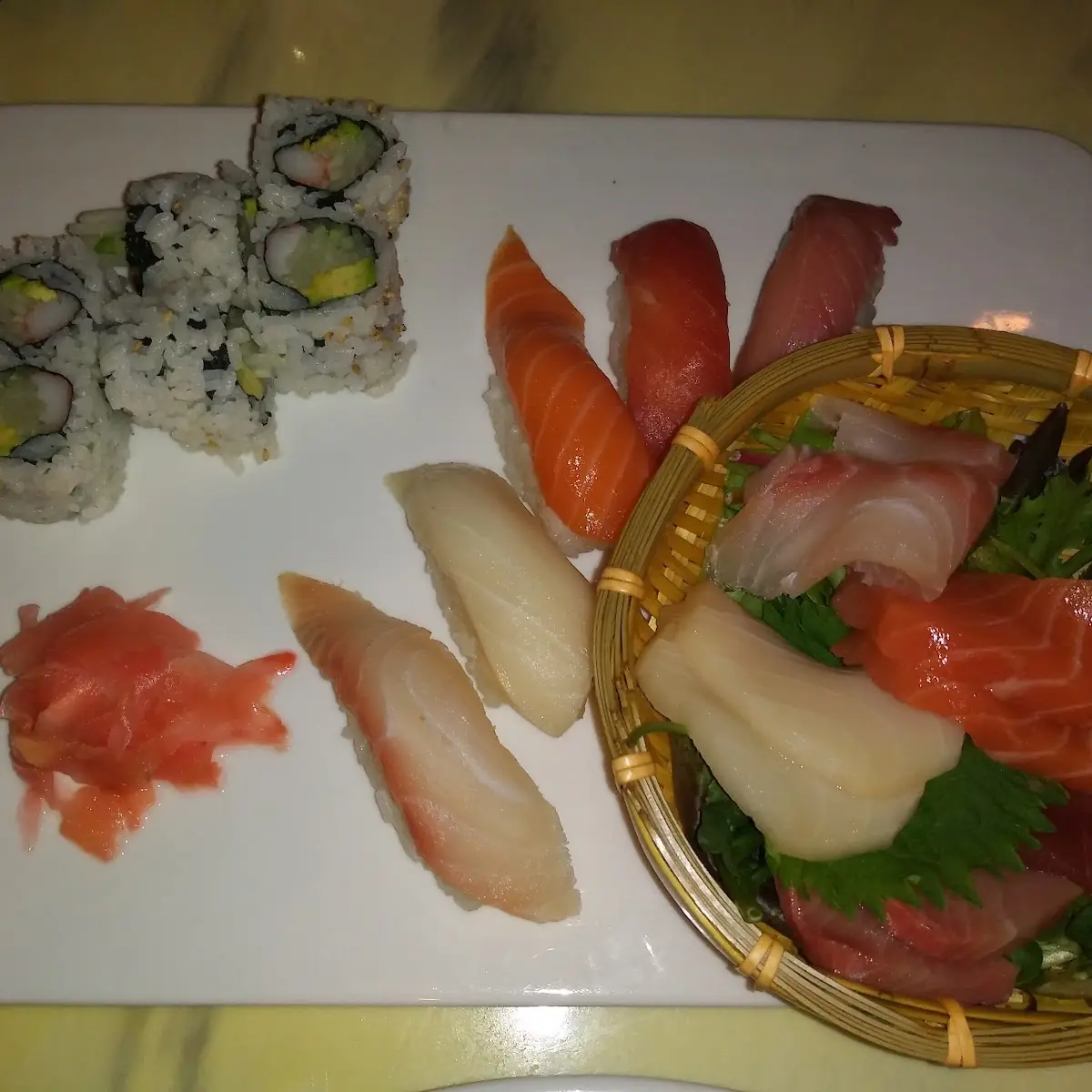 Sashimi Deluxe