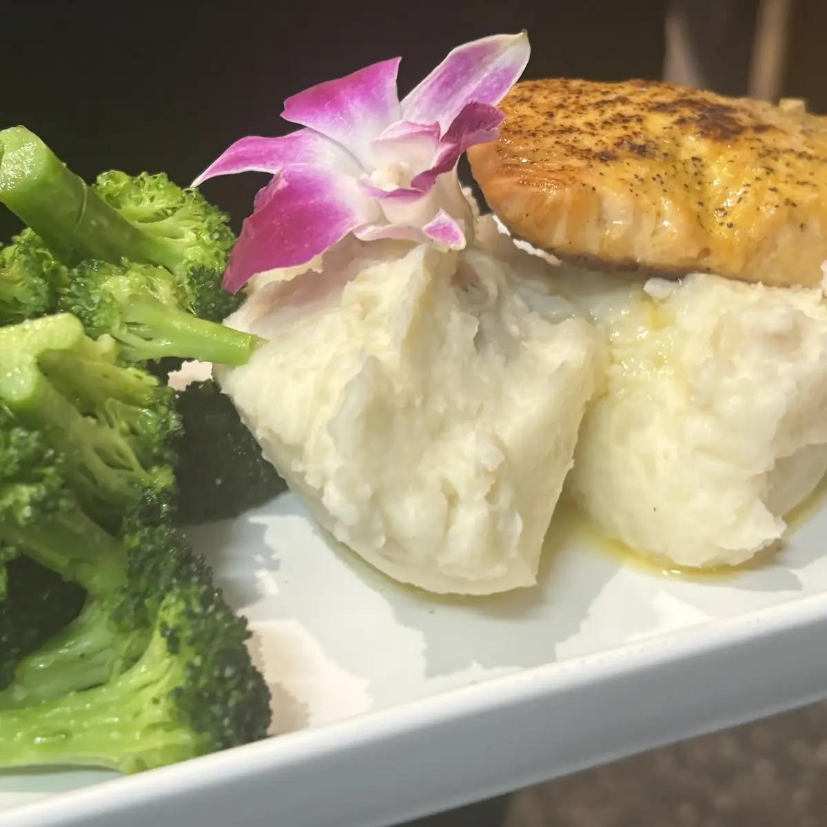 Grilled Salmon with Mashed Potatoes and Steamed Broccoli