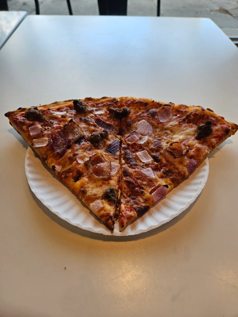 Sicilian Pizza Slice, Pizzaiolo