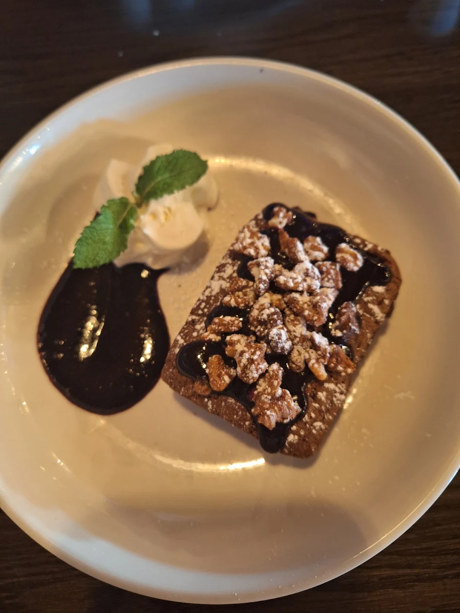 Brownie Flourless Chocolate Cake