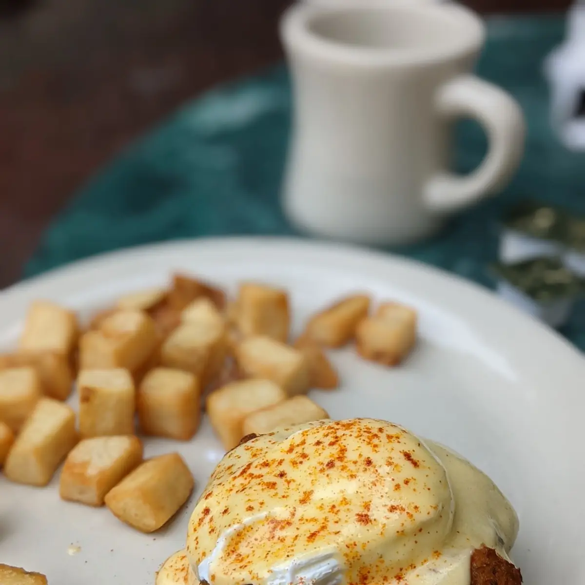 Crab Cakes Benedict