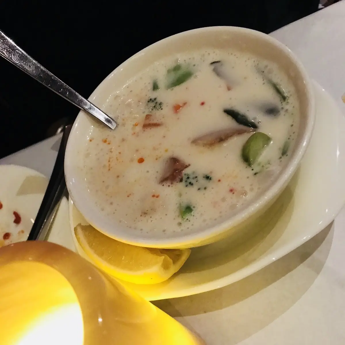 Tom Kha 19