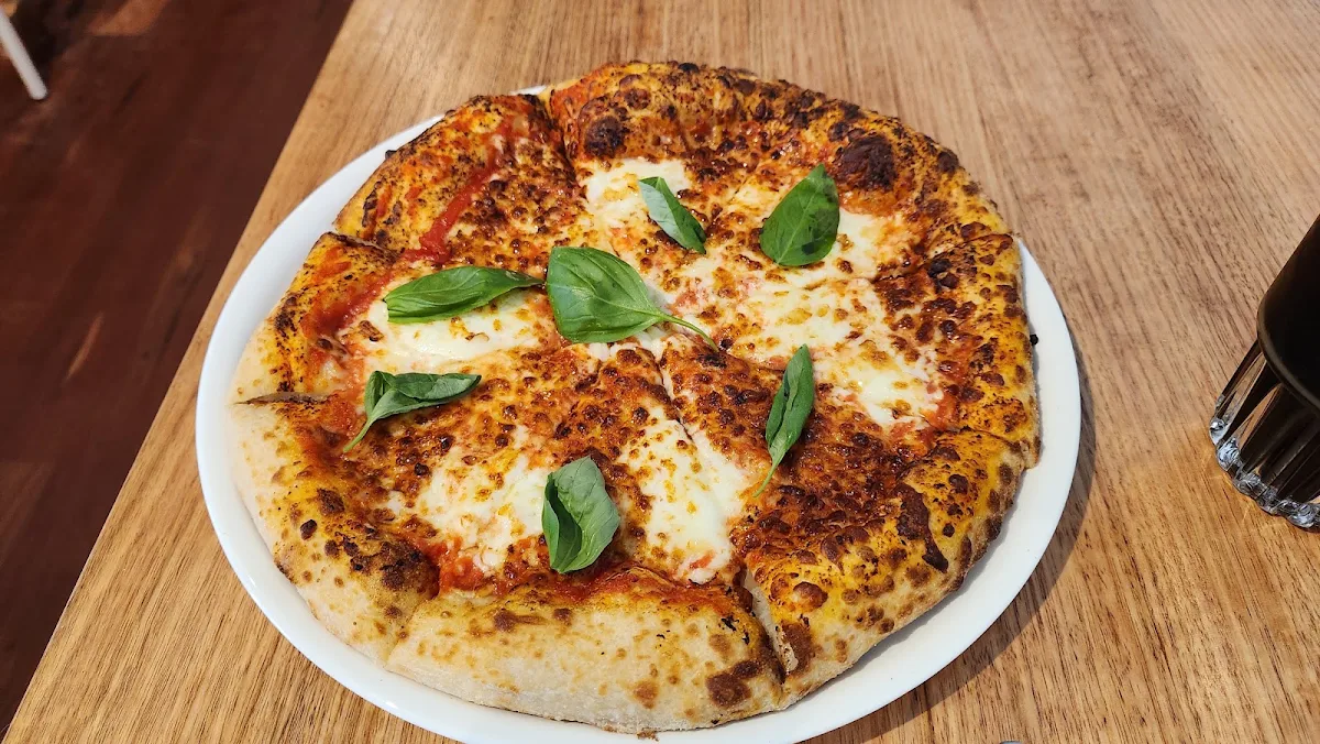 Margherita Pizza, Justin Lane Geelong