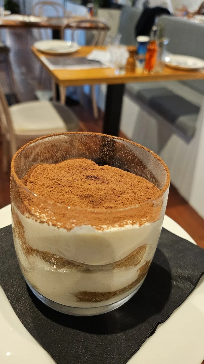 Tiramisu Cupcake, Justin Lane Geelong