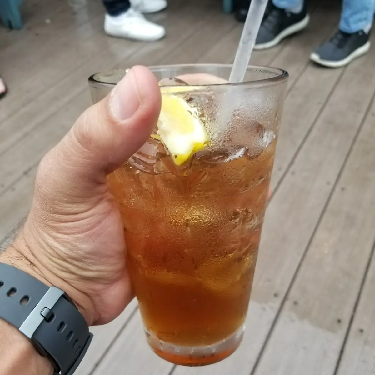 Fresh Brewed Iced Tea with Lemon