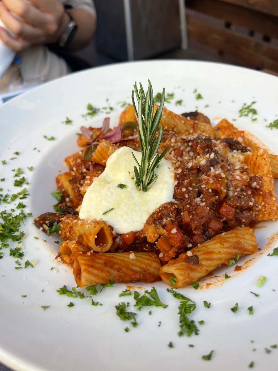 Rigatoni Bolognese