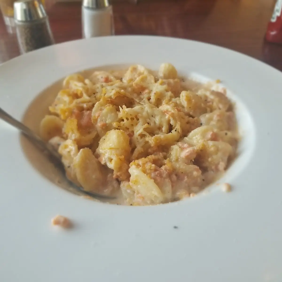 Salmon Mac N Cheese