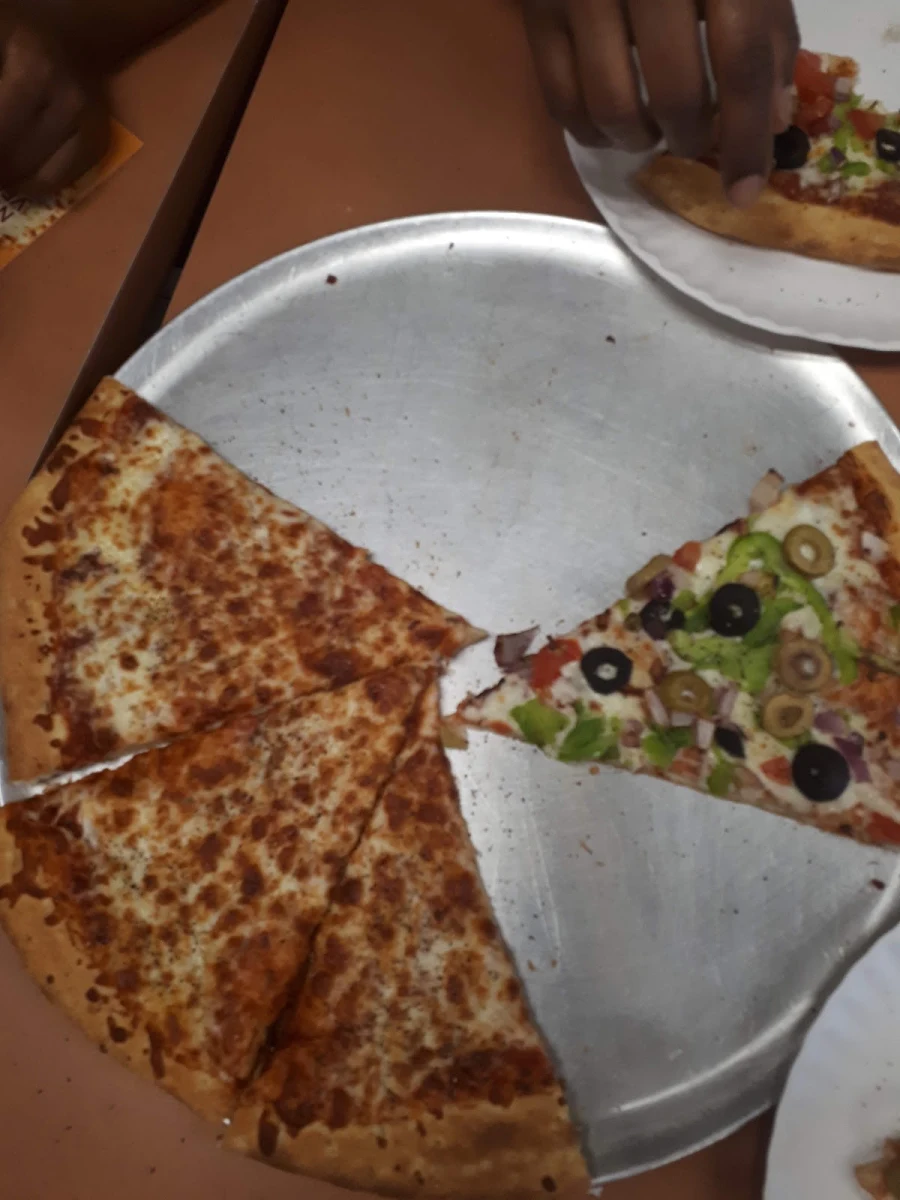 Half Cheese Half Veg Mix Pizza