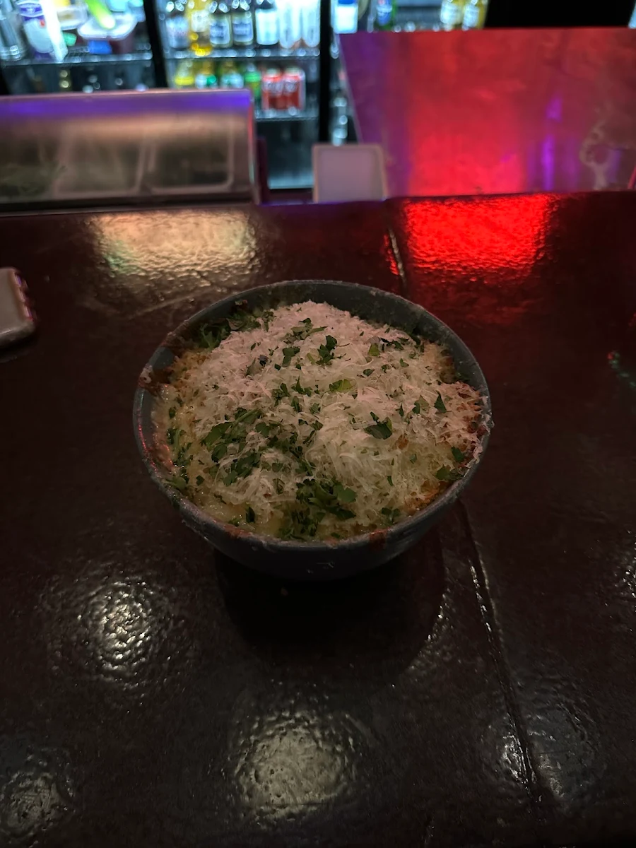 Mac N Cheese, No. 4 Restaurant & Bar