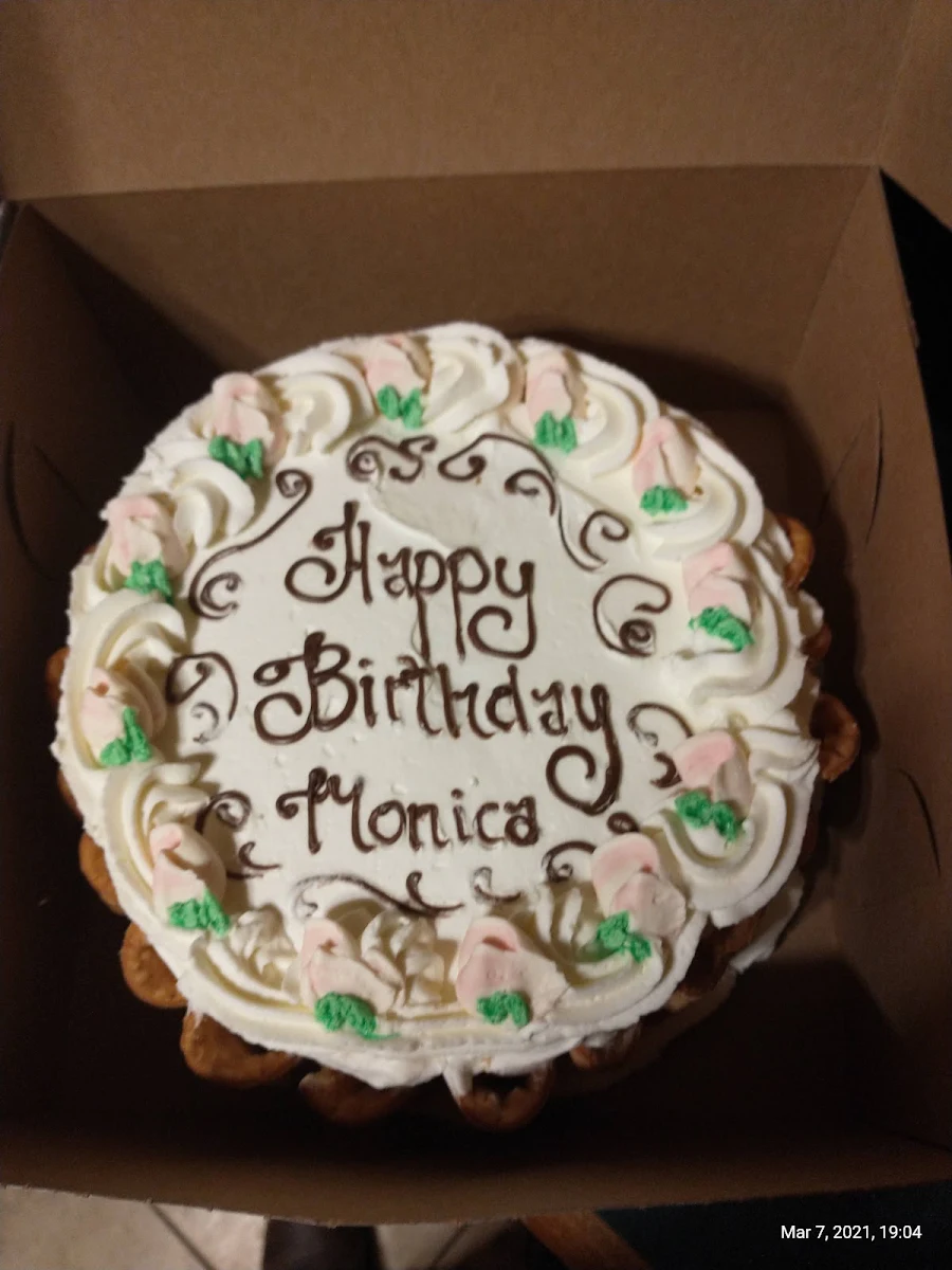 Cannoli Cake