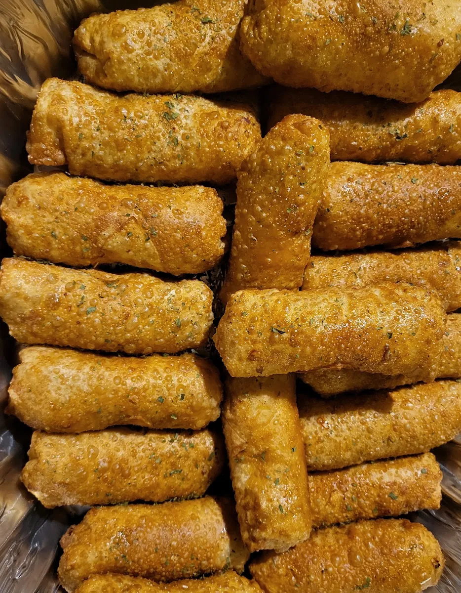 Buffalo Chicken Egg Rolls