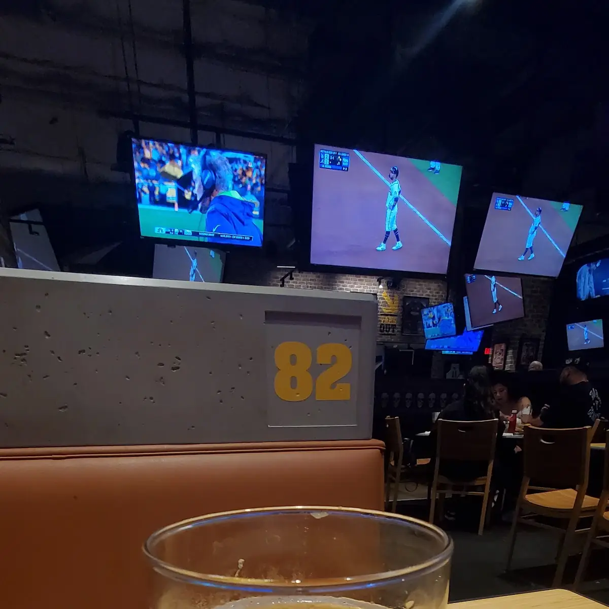 Blue Moon Belgian White