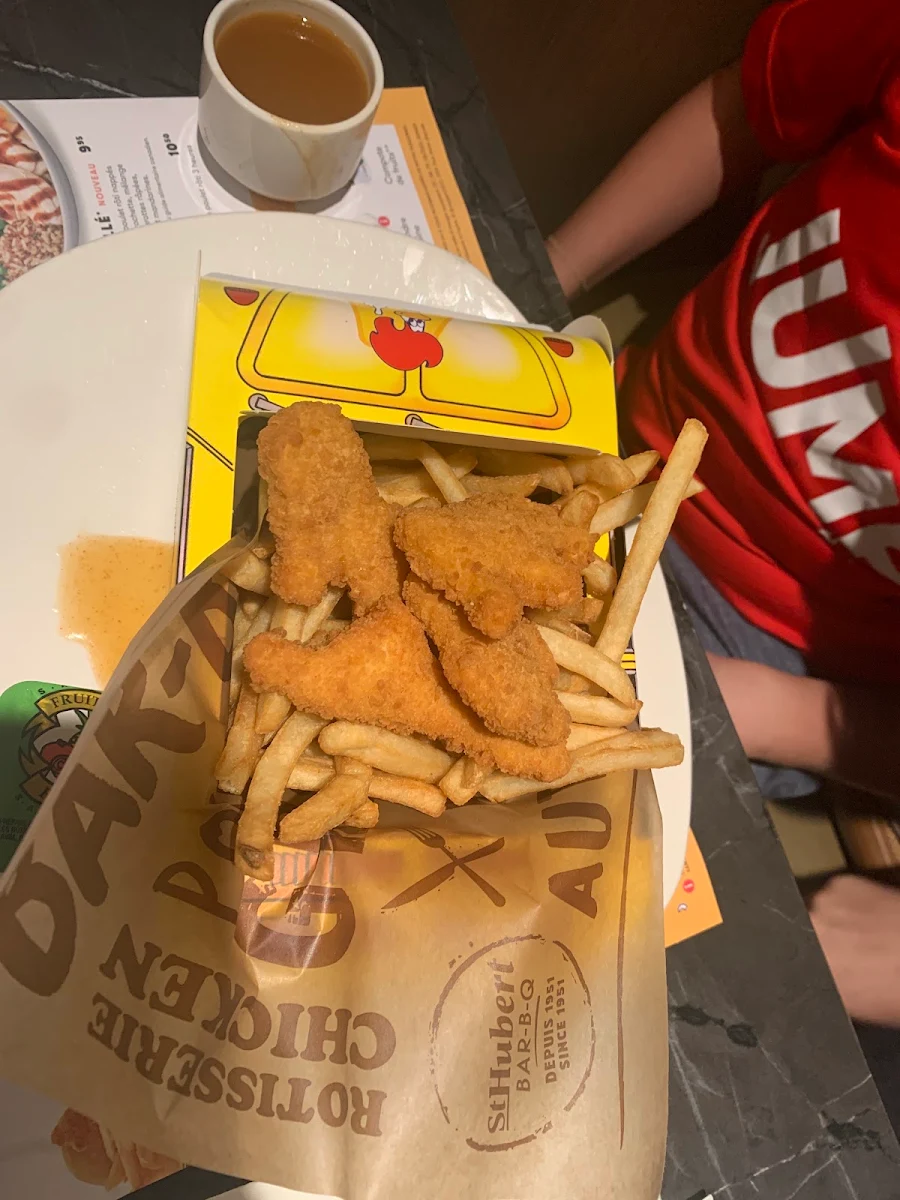 Kids Chicken Nuggets, Rôtisserie St-Hubert
