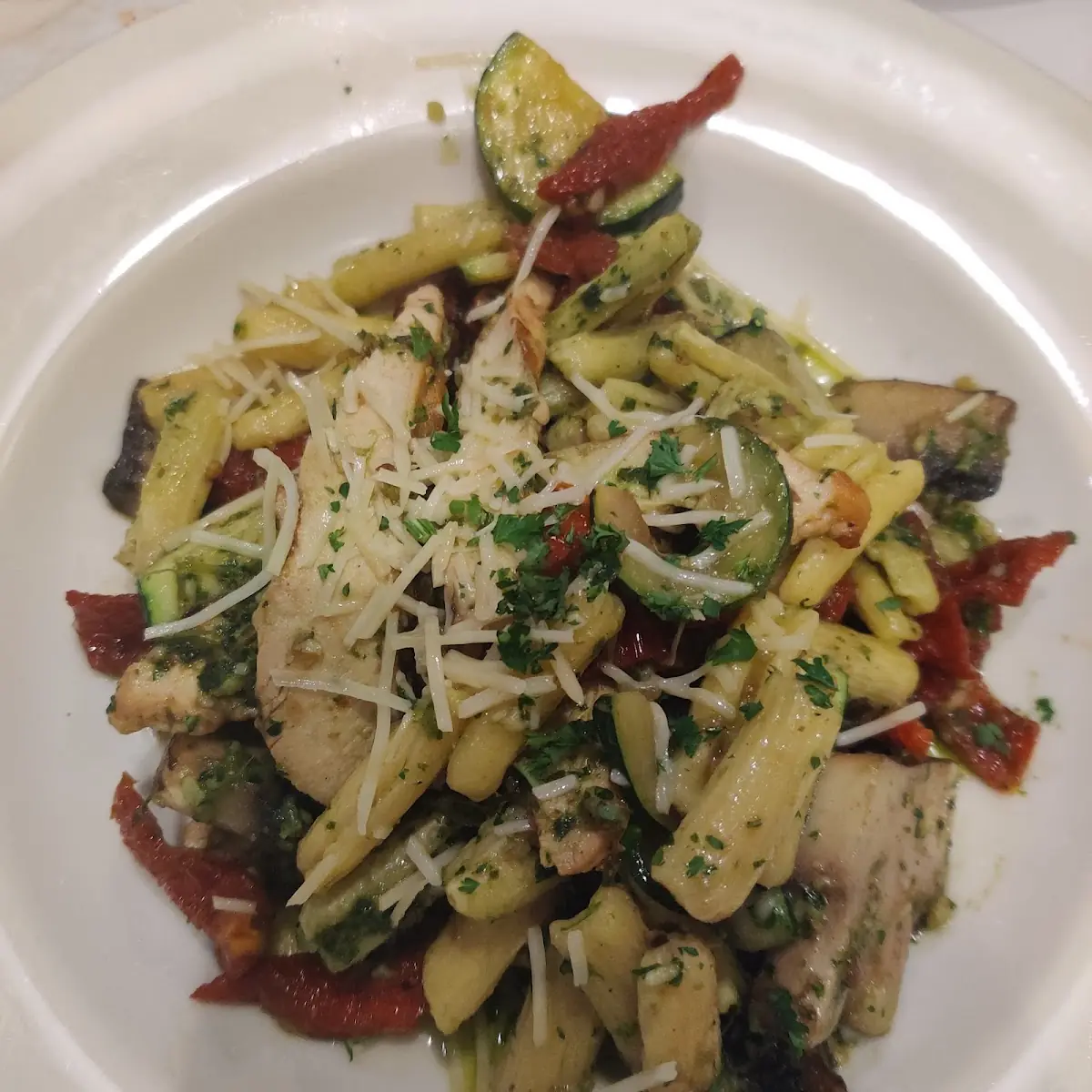 16 Chicken Pesto Bellissima