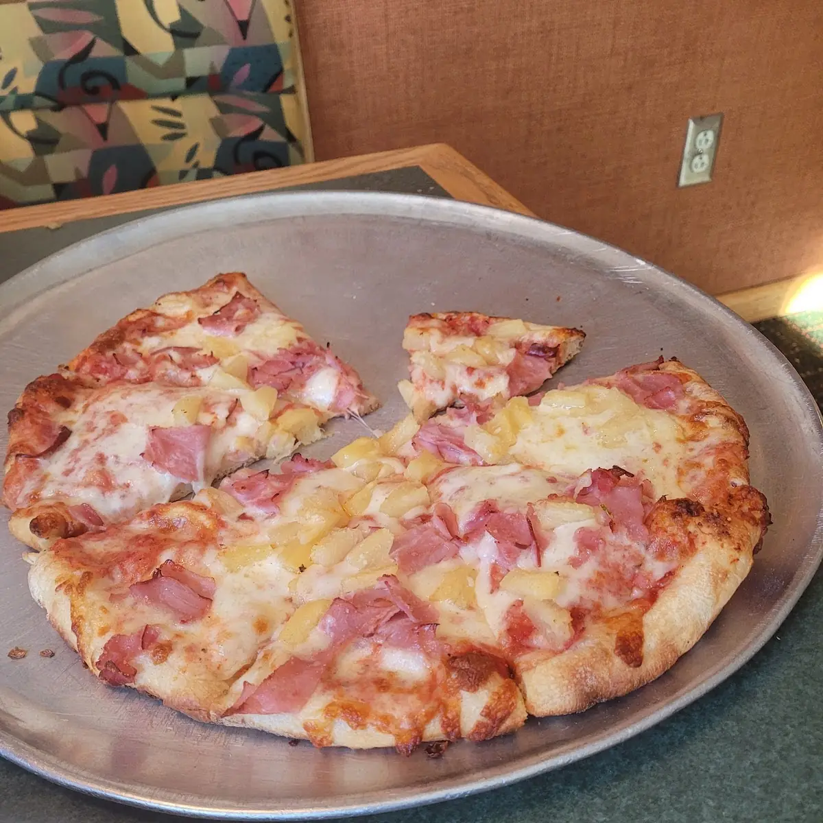 Hawaiian Pizza