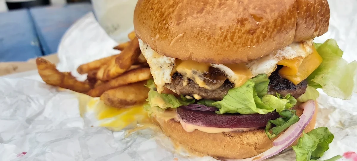 Kiwi Burger
