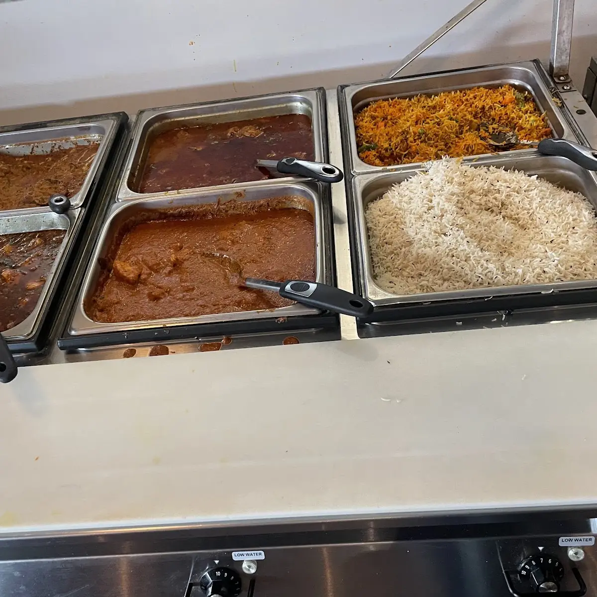 Biryani Rice Rice Butter Chicken & Curry Chicken, Zaika Tastes of India