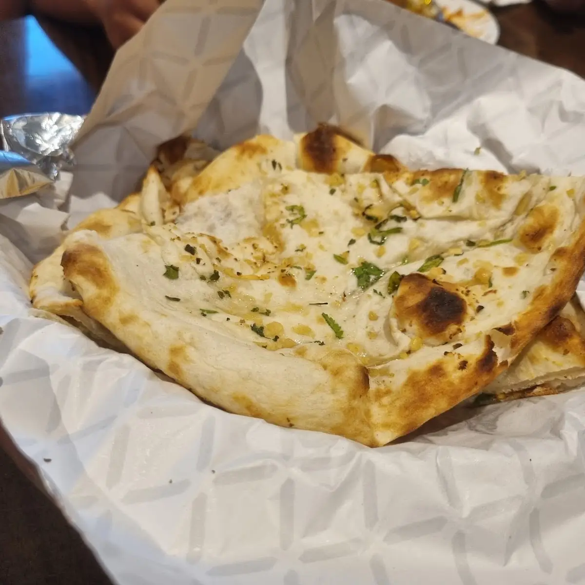 Gnaanarlic Naan, Zaika Tastes of India