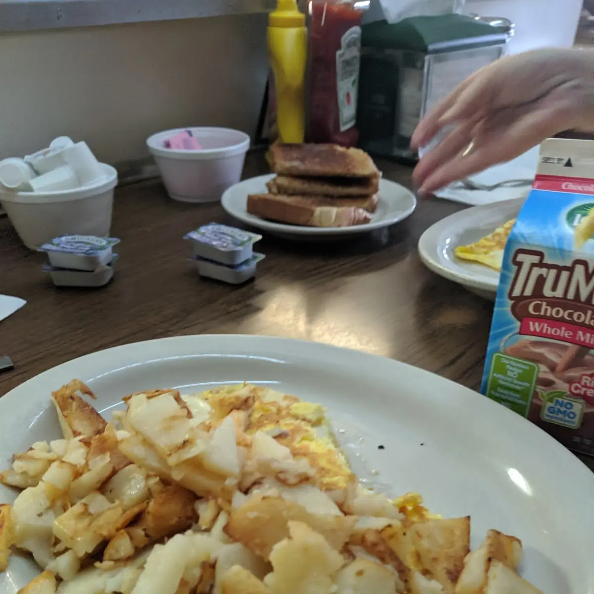 Two Eggs w Homefries