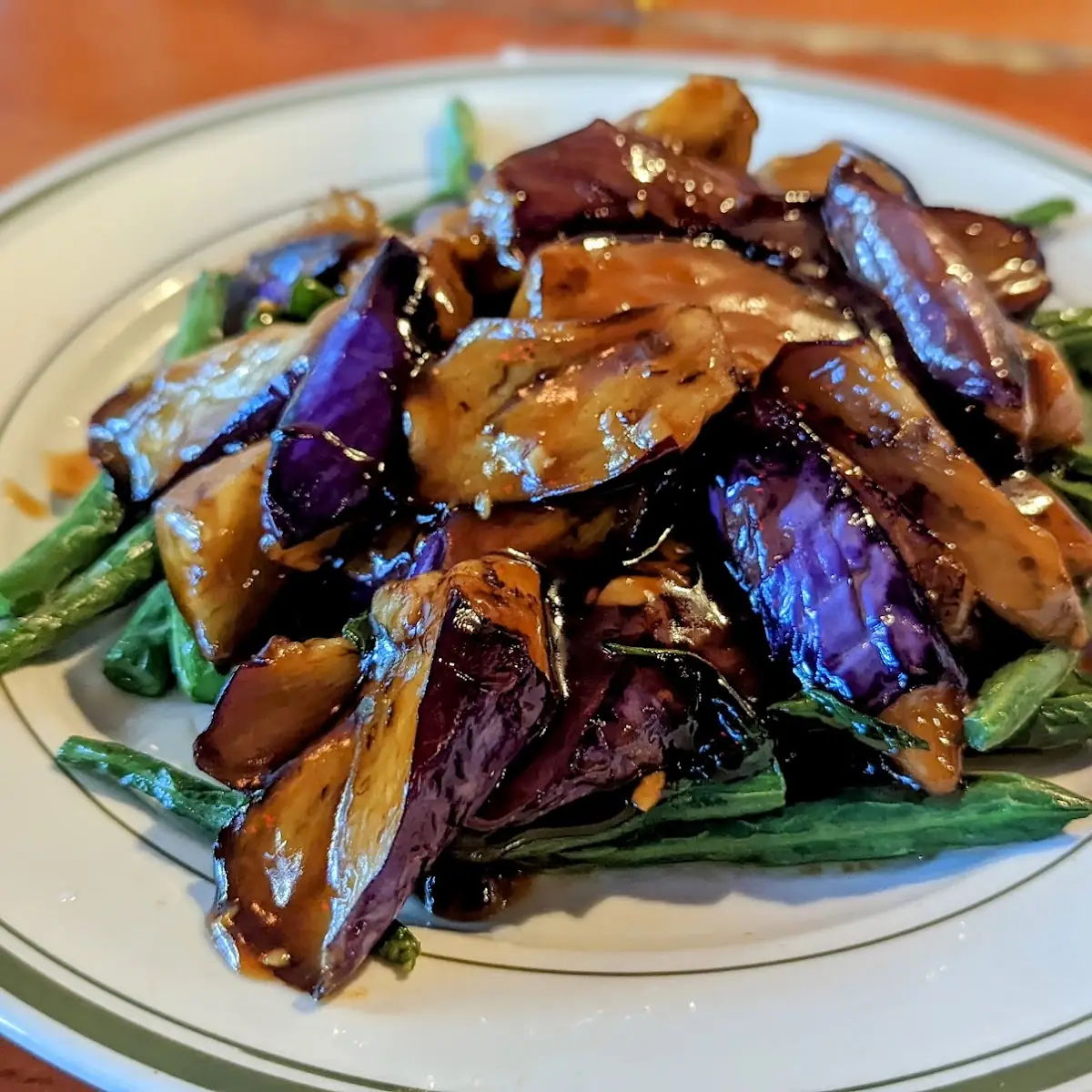 Eggplant in Garlic Basil Sauce with String Beans