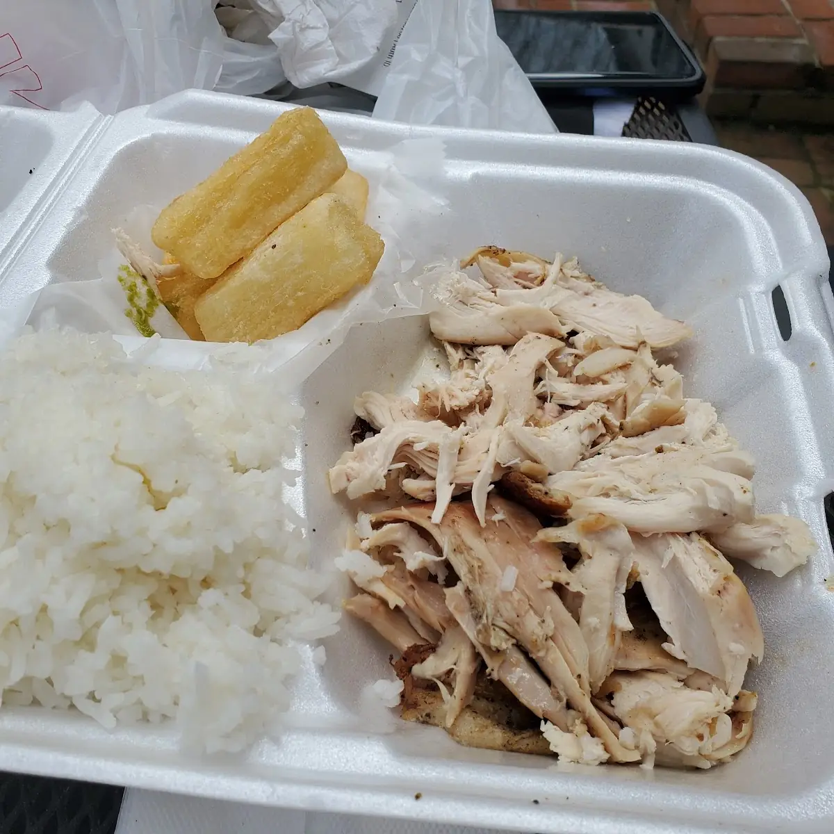 Chicken with Yuca Fries