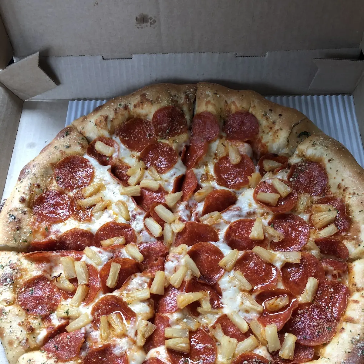 Stuffed Crust Pepperoni Pizza w Pineapple