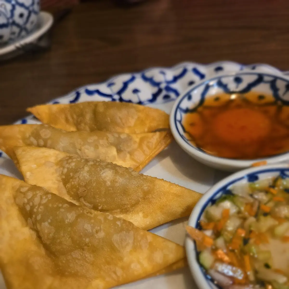 Crab Rangoon (6 Pieces)