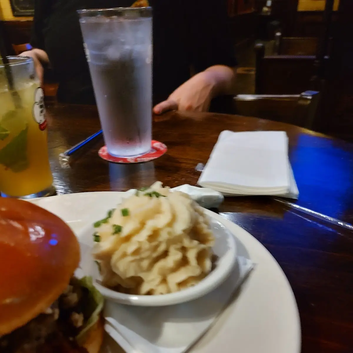 Hibernian Pub Burger