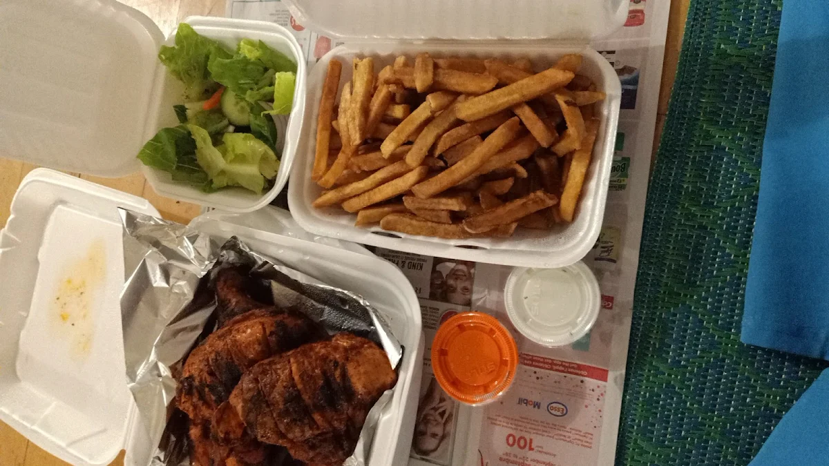 Chicken Fry, Biryani & Co | Restaurant & rotisserie halal, pakistanais et indien à Montréal, Cartierville