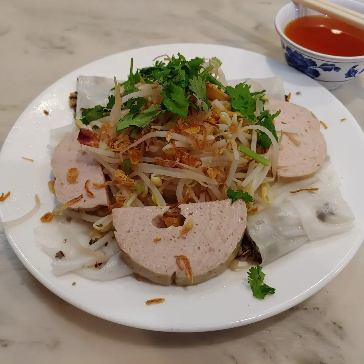 Banh Cuon Nhan Thit Cha Lua