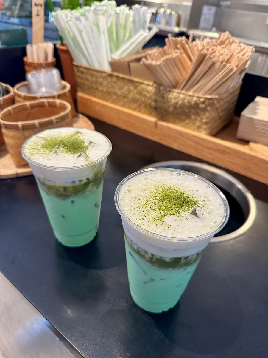 Iced Matcha Latte with Foam