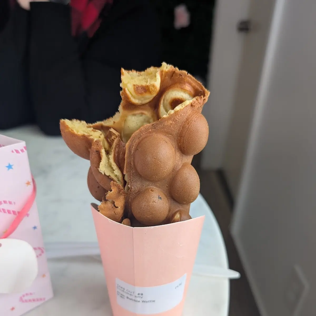 Plain Cocoa Bubble Waffle