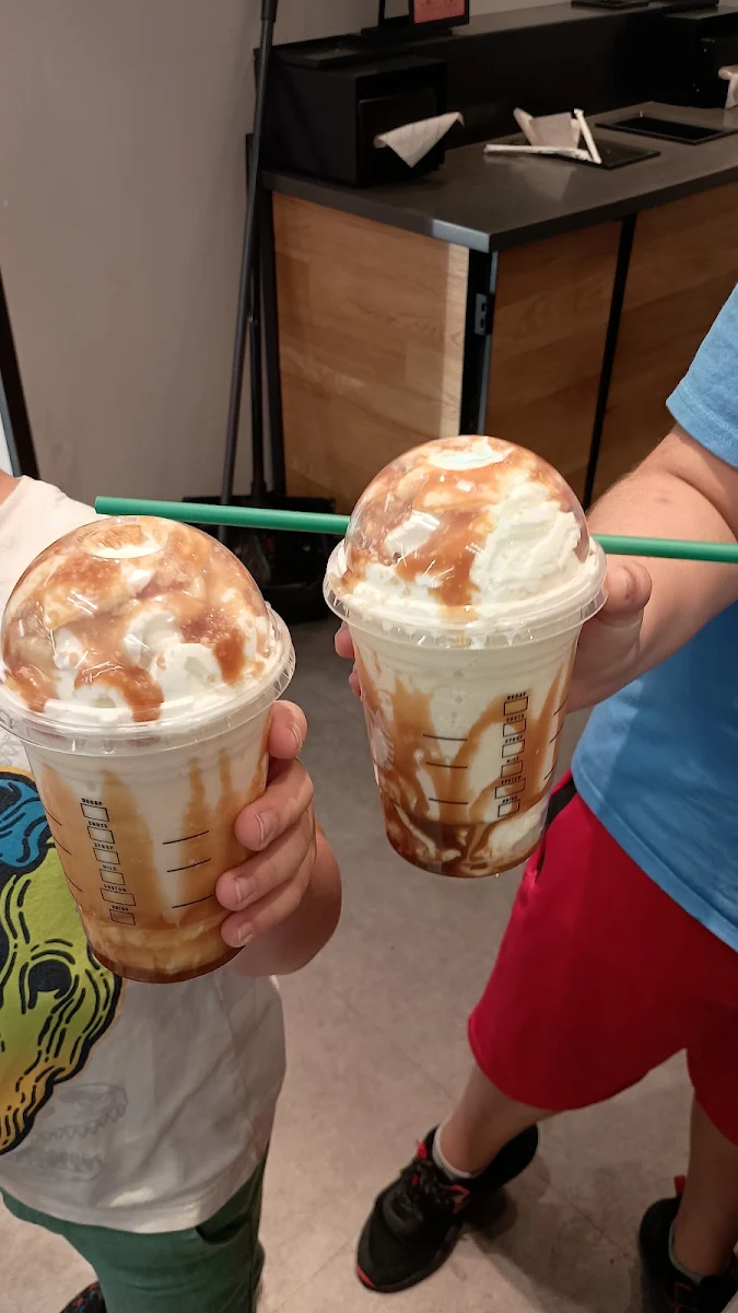 Carmel Ribbon Crunch Creme