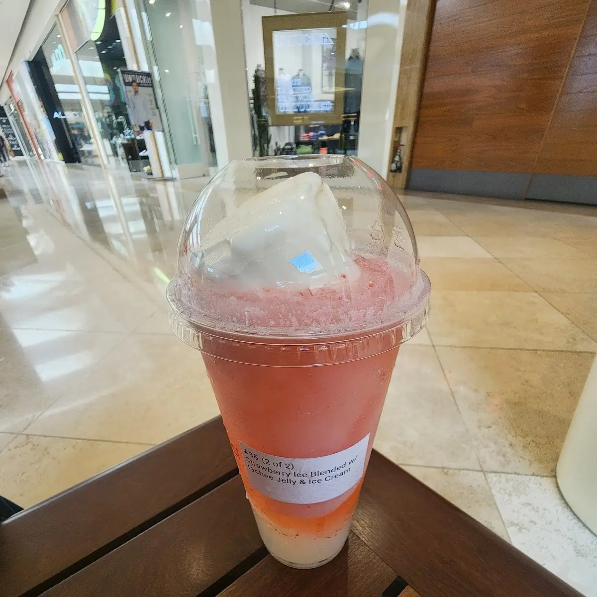 Peach Tea Ice Blended with Lychee Jelly