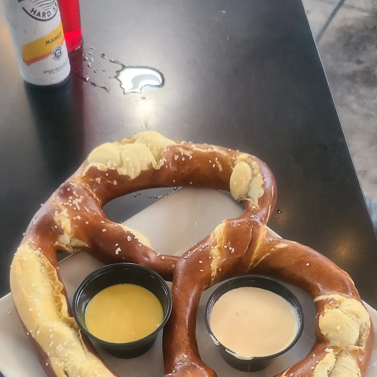 Goliath Pub Pretzel