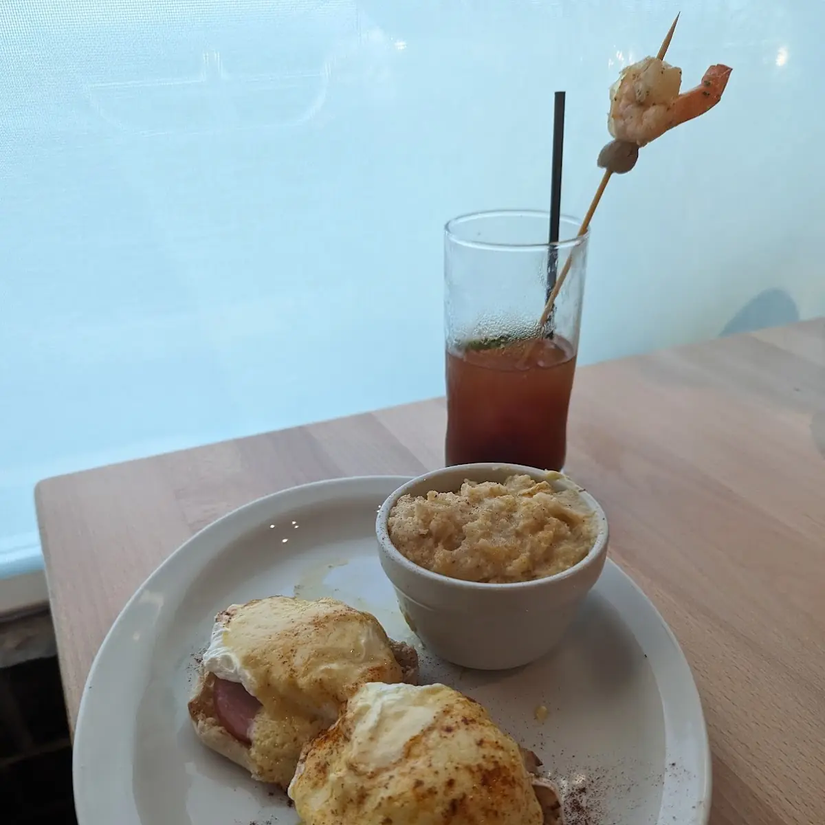 Eggs Benedict with Grits