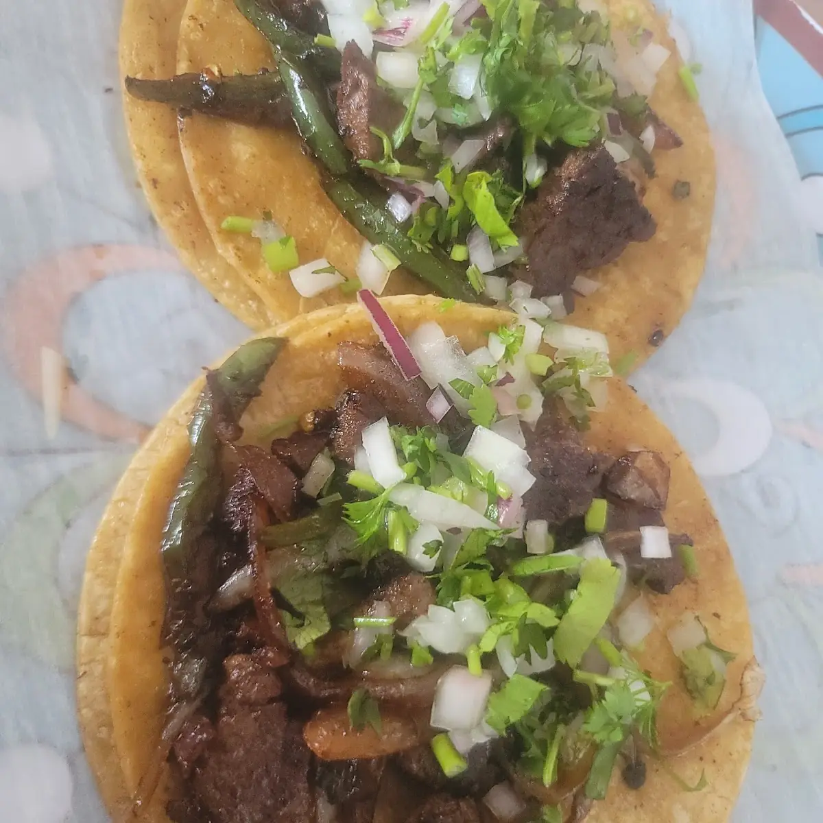 Ricos Tacos de Higado Encebollado