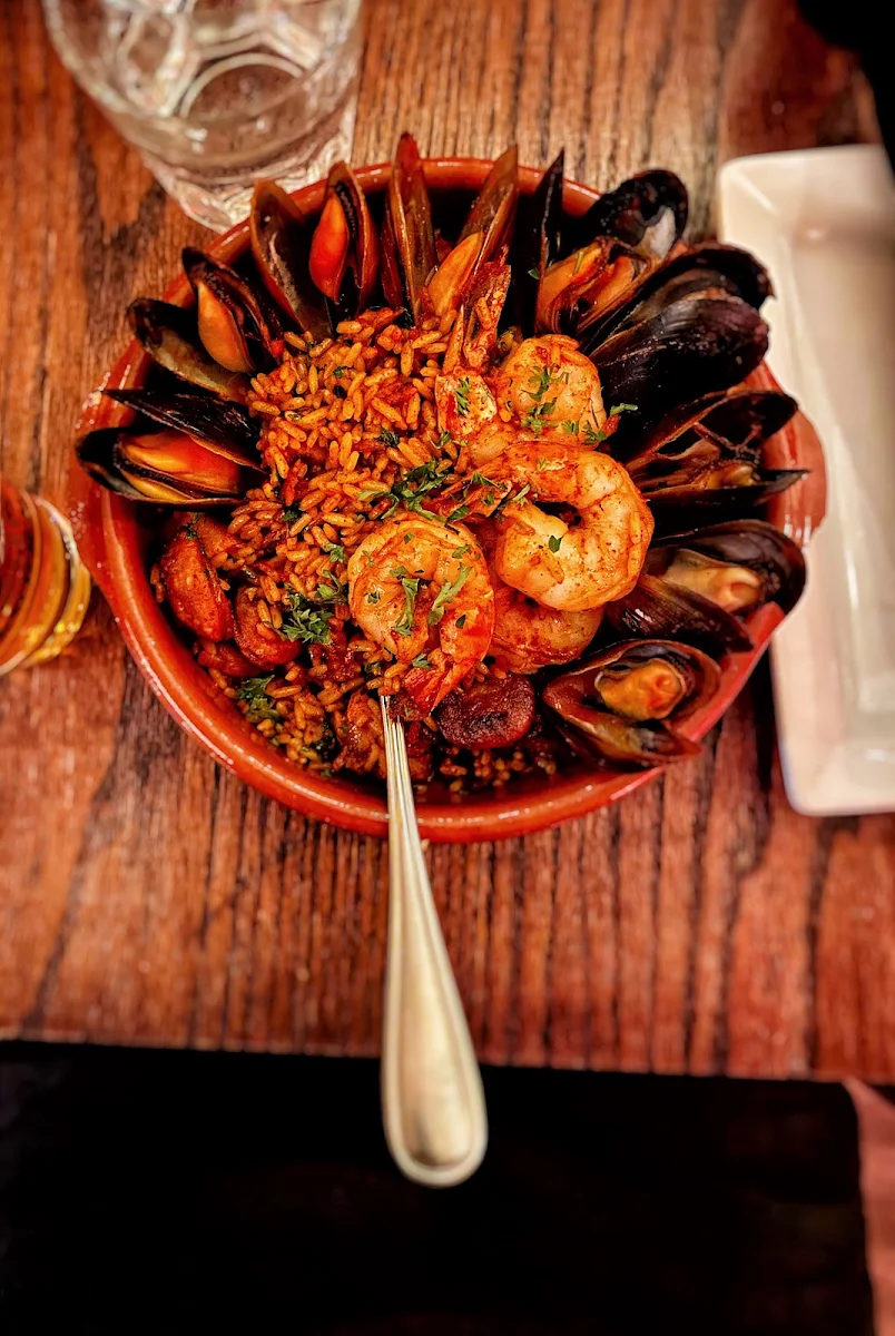 Highlights, Spice Lounge and Tapas